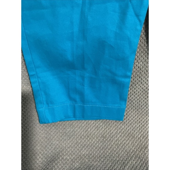 St Johns Bay Capri Jeans 8 Mid Rise Slender Aqua Sail Denim Stretch NWT JCPenney - Picture 6 of 10